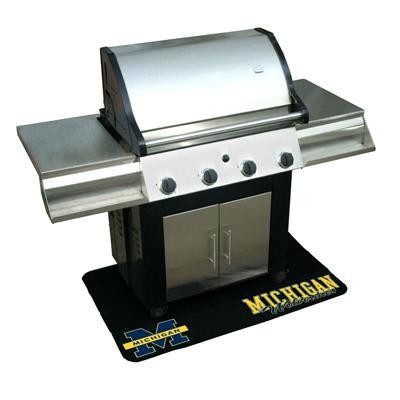 Michigan Wolverines Grill Mat